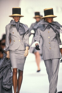 Christian Dior SS 1990 109 Sonia Cole, Ann Fiona Scollay.jpg