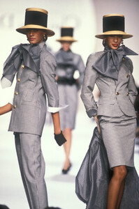 Christian Dior SS 1990 110 Sonia Cole, Ann Fiona Scollay.jpg