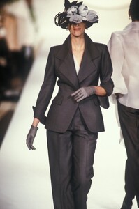 Christian Dior SS 1990 Haute Couture 032 Danya Fiorini.jpg