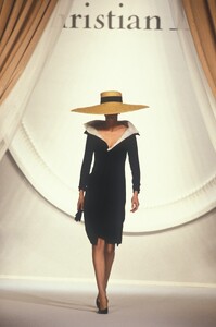 Christian Dior SS 1990 Haute Couture 047.jpg