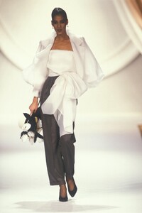 Christian Dior SS 1990 Haute Couture 131 Sonia Cole.jpg