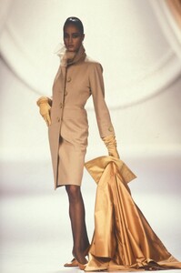 Christian Dior SS 1990 Haute Couture 143 Ann Fiona Scollay.jpg