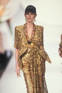 Christian Dior SS 1990 Haute Couture 213 Brynja Sverrisdottir.jpg