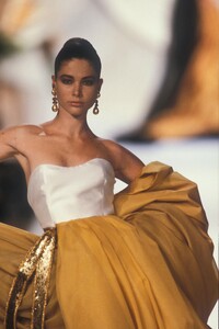 Christian Dior SS 1990 Haute Couture 292 Cristina Piaget.jpg