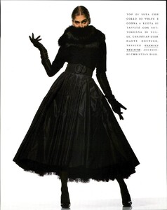 Christian_Dior_HC_FW1989_Gabrielle_Reece_02.jpg