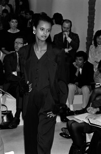 Emporio_Armani_SS1989_Anna_Getaneh_02.jpg