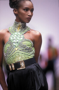 Gianni Versace SS 1990 Haute Couture 14.jpg