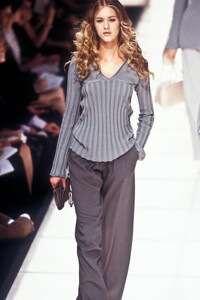 GiorgioArmani1996WomenRTW1.thumb.jpg.8effa0b87c19a6e2a266fe335d6a6ba6.jpg
