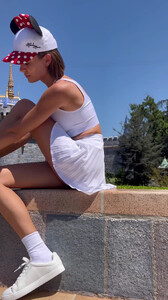 Josephine Skriver - TikTok 27.jpg