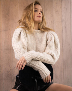 Kate Bock - Instagram [2023.04.21] That perfect Spring Summer 1.jpg