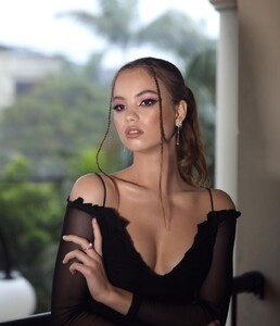 Katya Peroff - IMG Models 11.jpg