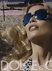 Klein_Dolce__Gabbana_Cruise_2009_07.thumb.jpeg.7ff127bccc6a32bf78ca6dd1e5012d18.jpeg