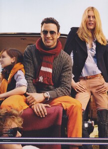 McDean_Tommy_Hilfiger_Fall_Winter_2010_11_12.thumb.jpg.cc5a2e5e41954d13ef7f9520a23eb009.jpg