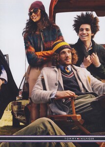 McDean_Tommy_Hilfiger_Fall_Winter_2010_11_13.thumb.jpg.c120241c07036aa92d71c969eea74461.jpg