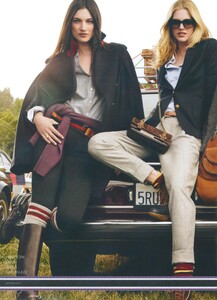 McDean_Tommy_Hilfiger_Fall_Winter_2010_11_15.thumb.jpg.a5f0559182f611ba9794d11d4a76307a.jpg