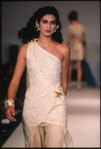 Michelle_Legare_Chanel_Couture_SS1990_20.jpg