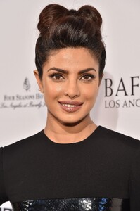 Priyanka_BAFTA_2016_284029.jpg