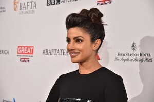 Priyanka_BAFTA_2016_28829.jpg