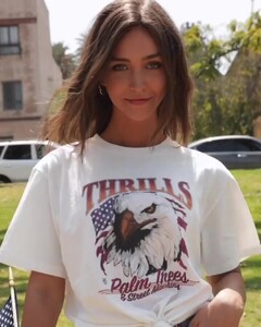 RachelCook-Instagram2019_07_04.thumb.jpg.4cb70eebe847dc3969092b2b465d6a7d.jpg