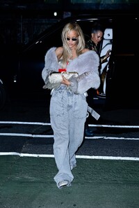 Rihanna---Steps-Out-For-Her-Son-Rzas-2nd-Birthday-Party-In-New-York-07.jpg