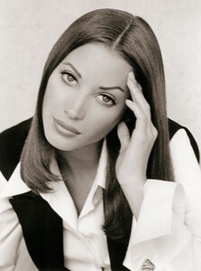 Roberto_Verino_SS1993_Christy_Turlington_by_Jacques_Olivar_01.thumb.jpg.9cf82f353e34e779b9e044e587e605e5.jpg