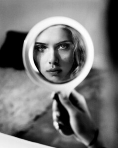 Scarlett-Johansson-NY-2017-Vincent-Peters.thumb.jpg.68e9aad1565c8aa898c5c97ac8bd1210.jpg
