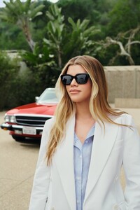 Sofia-Richie-Tommy-Hilfiger-2024-Ad-Campaign11.jpg