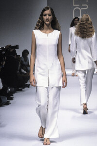 Sportmax1996WomenSS33.thumb.jpg.13d5194697d06997cc366abc0989d3d9.jpg