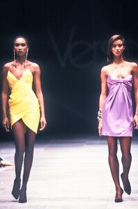 Versace SS 1990 13.jpg