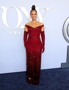 alicia-keys-at-tony-awards-in-new-york-06-16-2024-0.jpg