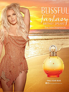 britney-3.thumb.jpg.66255259496d26638e1fd069bb3d0c33.jpg
