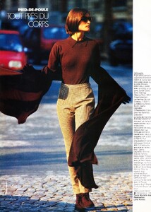 elle_fr_4_nov_1991_24.thumb.jpg.a827aeb21d2d19dc3e686a75915aacf8.jpg