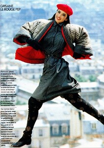 elle_fr_sept_1983_6.thumb.jpg.24b3380be2e921ea03d90f0a98b32509.jpg