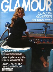 glamourfr117.thumb.jpg.da9b42d093cbd81be65cdf934994cff6.jpg