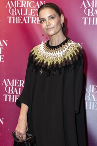 katie-holmes-at-american-ballet-theatre-spring-gala-in-new-york-city-05-14-2024-2.jpg