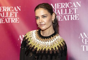 katie-holmes-at-american-ballet-theatre-spring-gala-in-new-york-city-05-14-2024-3.jpg
