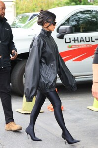 kim-kardashian-out-in-thousand-oaks-04-12-2024-7.jpg