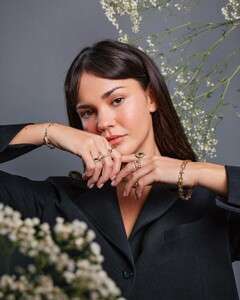 maia-mitchell-olivia-ware-jewellery-photoshoot-june-2024-4.jpg