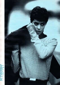 marie_claire_bis_22_1990_91_16.thumb.jpg.d59b117263609956f397c9a7fe12fec7.jpg