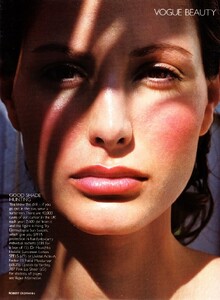 vogue_uk_july_1998_23.thumb.jpg.37d2369e6e1690e7cd0424e7234e35ce.jpg