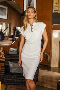 170653938911918_0-600x900 (1).webp