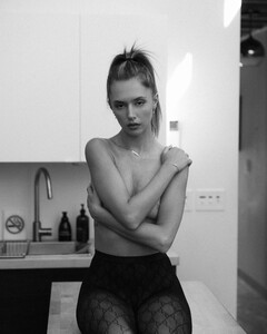 [2023.09.21] isb.studios_382076202_18001137821103032_2188844174090772127_n.jpg