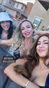 [2024.07.04] ariannyceleste_449789702_1190305168647400_9097118019237294373_n.jpg