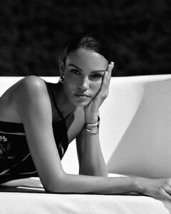 [2024.07.04] sofiaresing_449786623_18445760065031551_2179220655838111484_n.jpg