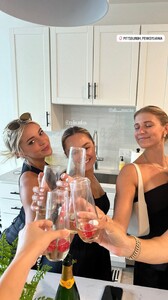 [2024.07.06] livvydunne_450225974_1216990479296726_5685935571796399786_n.jpg