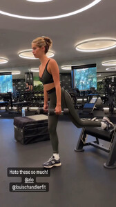 [2024.07.08] sarasampaio_An-vo7OgF.jpg