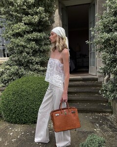 [2024.07.09] helsastudio_450171897_1443909976252240_7986432473424847460_n.jpg