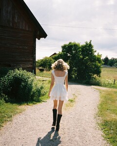 [2024.07.11] helsastudio_450574837_448327418029874_378611222056487239_n.jpg