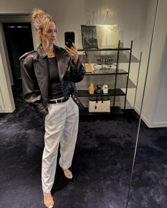 [2024.07.21] katelove_452391801_18448129438054296_4393249436341218928_n.jpg