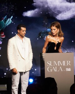 [2024.07.24] katebeckinsale_452472165_1024972156012917_3322432659277746006_n.jpg